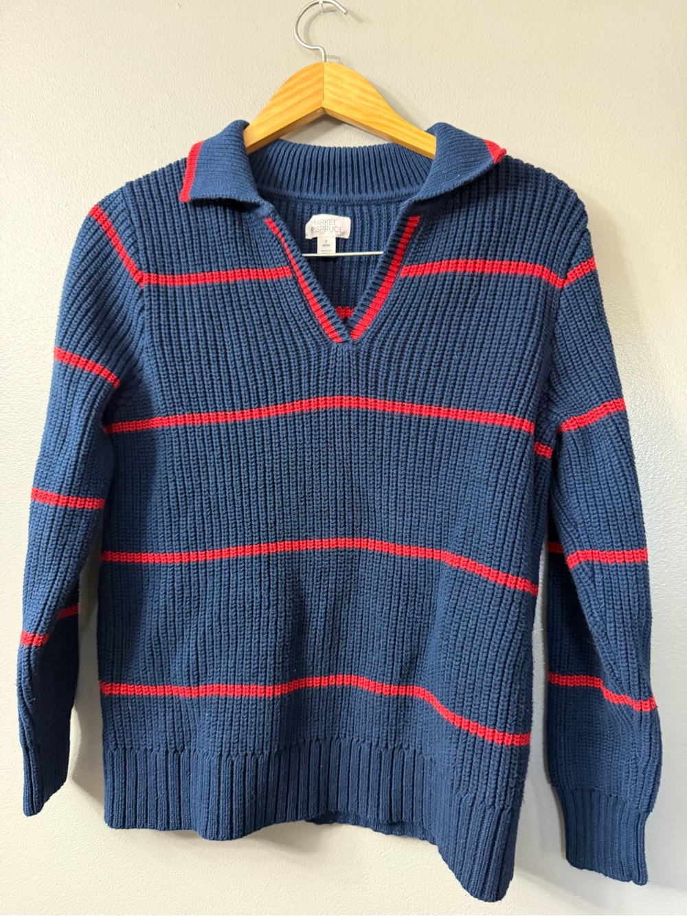 Market & Spruce Navy Blue V-Neck Stripe Women's collar Sweater - medium